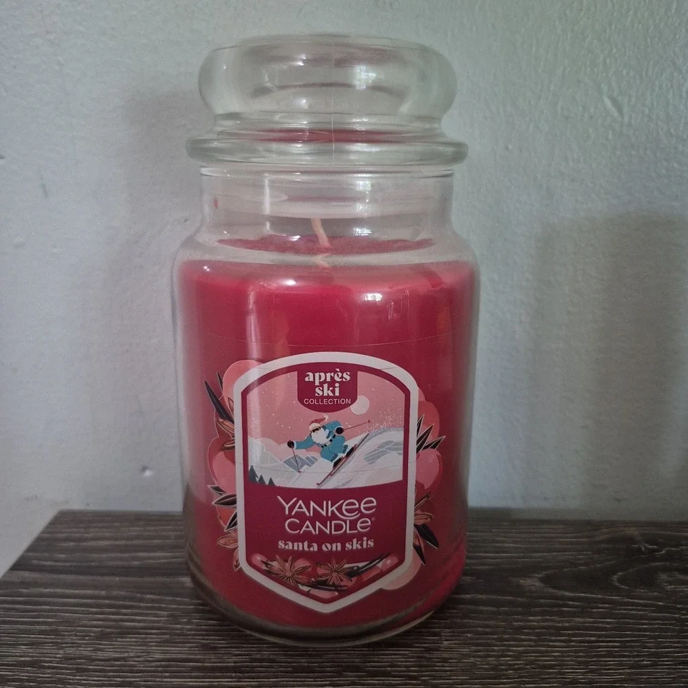 Yankee Candle | Accents | Yankee Candle Santa On Skis 22 Oz Large